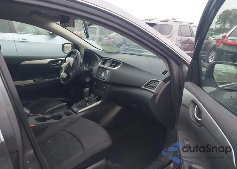 2018 Nissan Sentra S z USA, uszkodzony, nr VIN 3N1AB7AP4JY246076